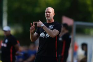 Antônio Carlos Zago - Ari Ferreira - Bragantino - técnicos campeões da Série B