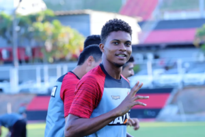 Lucas Ribeiro - Maurícia da Mata - Vitória. Top 10 vendas mais caras da história do Vitóriajpg