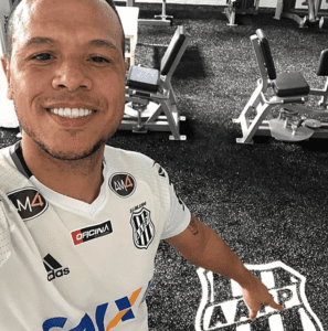 Luis Fabiano - Reprodução - Instagram - Vendas mais caras da Ponte Preta na história