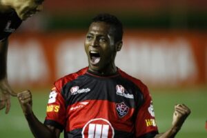 Marquinhos - Divulgação. Top 10 vendas mais caras da história do Vitóriajpg