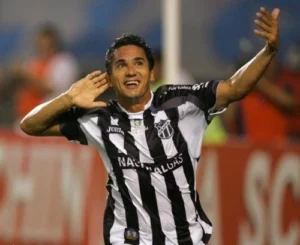 Conheça 10 dos maiores ídolos do Ceará