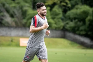 Diego Torres - Pietro Carpi- EC Vitória - Jogadores estrangeiros mais valiosos da Série B; conheça