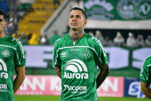 Victor Ramos - Júlia Galvão - ACF - jogadores com melhores números de cortes por partida na Série B 2022