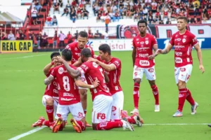 Vila Nova 2022 - Divulgação - Os cinco times que mais sofreram pênaltis na Série B em 2022
