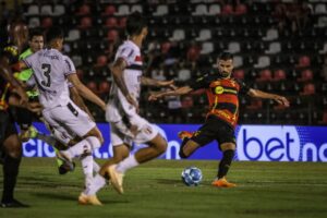 Botafogo-SP e Sport empatam com um gol para cada lado