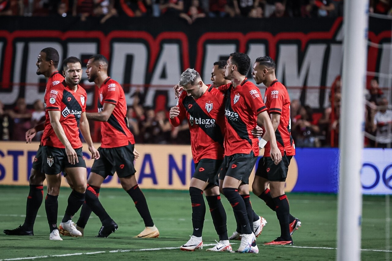 CRB emplaca três jogadores na seleção da rodada 26 da Série B