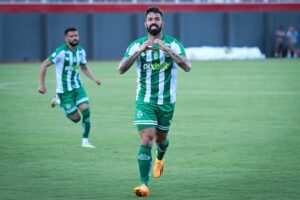 Na reestreia do Almeidão, Juventude marca no fim e garante o empate com o Tombense
