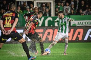 Sport marca nos acréscimos e garante o empate com o Juventude