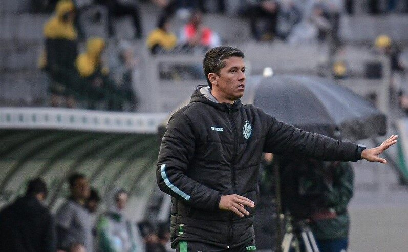 Sob muita chuva, Juventude fica no empate com o Sport e segue no