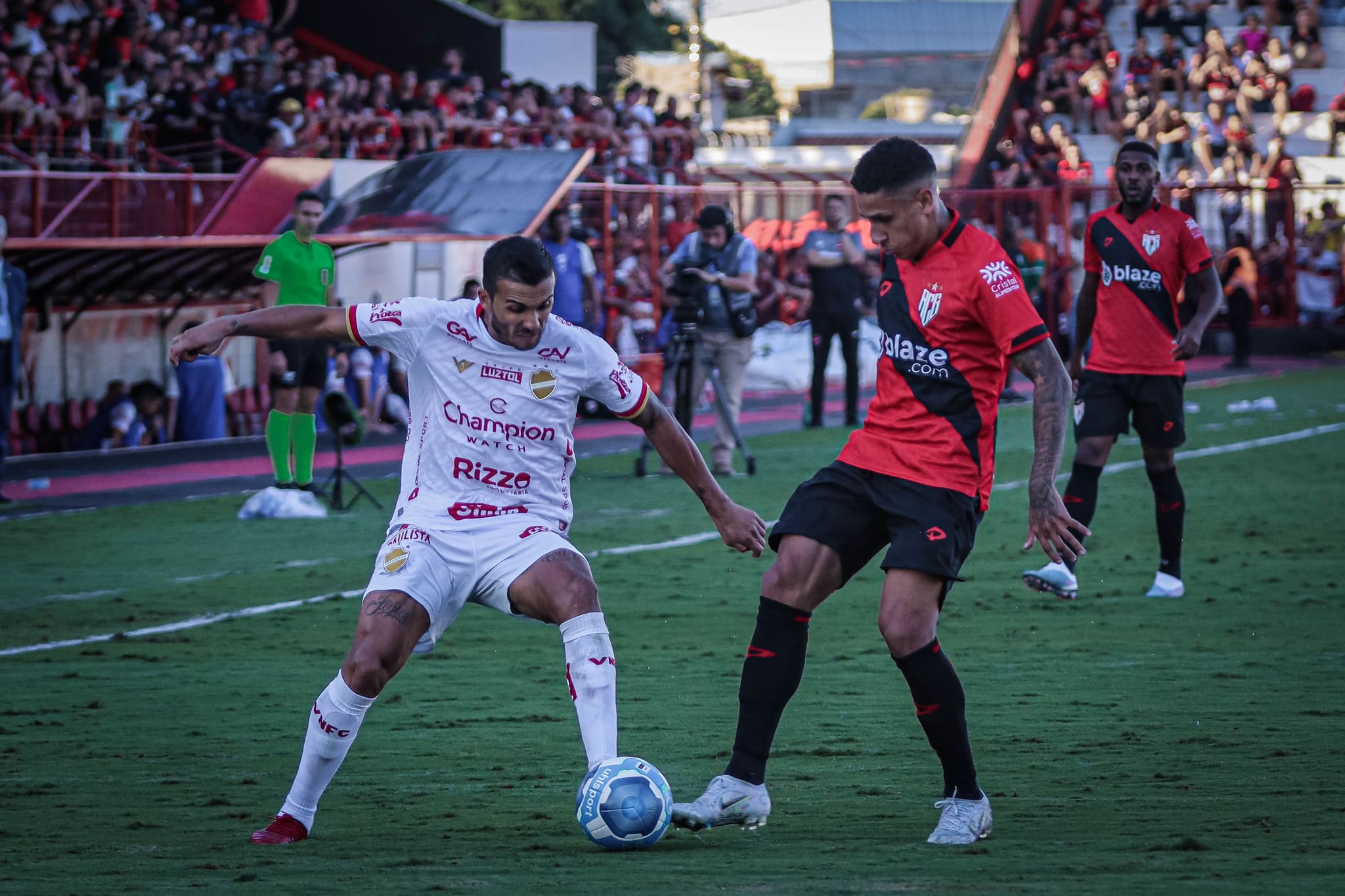 Vila Nova x Ceará: horário e onde assistir ao vivo o jogo pela Série B do  Brasileirão