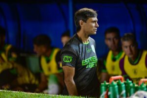 Fabian Bustos - América-MG rebaixado - Foto Mourão Panda