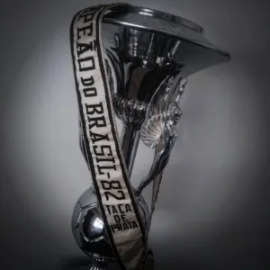 A Taça de Prata de 1982 que foi conquistada pelo Campo Grande-RJ Foto Divulgação Campo Grande