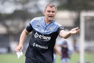 Aguirre - técnicos estrangeiros Santos - Foto Divulgação_Easy-Resize.com