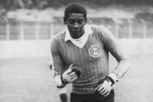 Conheça alguns dos maiores jogadores da história do Coritiba - Jairo
