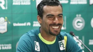 Conheça alguns dos maiores jogadores da história do Goiás - Araújo
