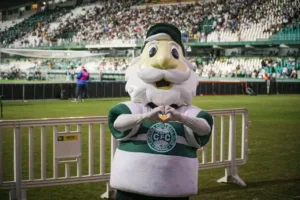 Mascote Coritiba - Foto Douglas Ceccon Coritiba