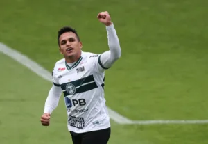 Qual a folha salarial do Coritiba - Robson