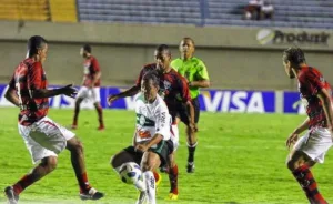 Quem fundou o Coritiba - elenco do Coritiba em 2011 - Foto Divulgação