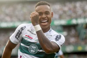 Maiores transferências da história do Coritiba - Igor Paixão