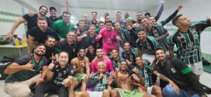 Coritiba não consegue furar bloqueio e cai para o Maringá no estadual