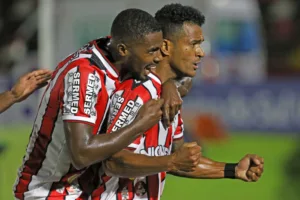 Guarani busca empate nos acréscimos com o Botafogo-SP e se afasta mais ainda do Z-2