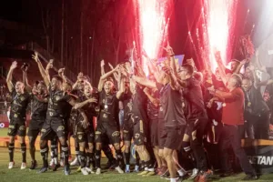 Melhores sites de apostas para Brasileirão Série B - Foto Victor Ferreira ECV_Easy-Resize.com