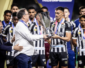 Giuliano valoriza campanha finalista do Santos “Devolvemos o orgulho ao torcedor” - Foto Raul Baretta SFC
